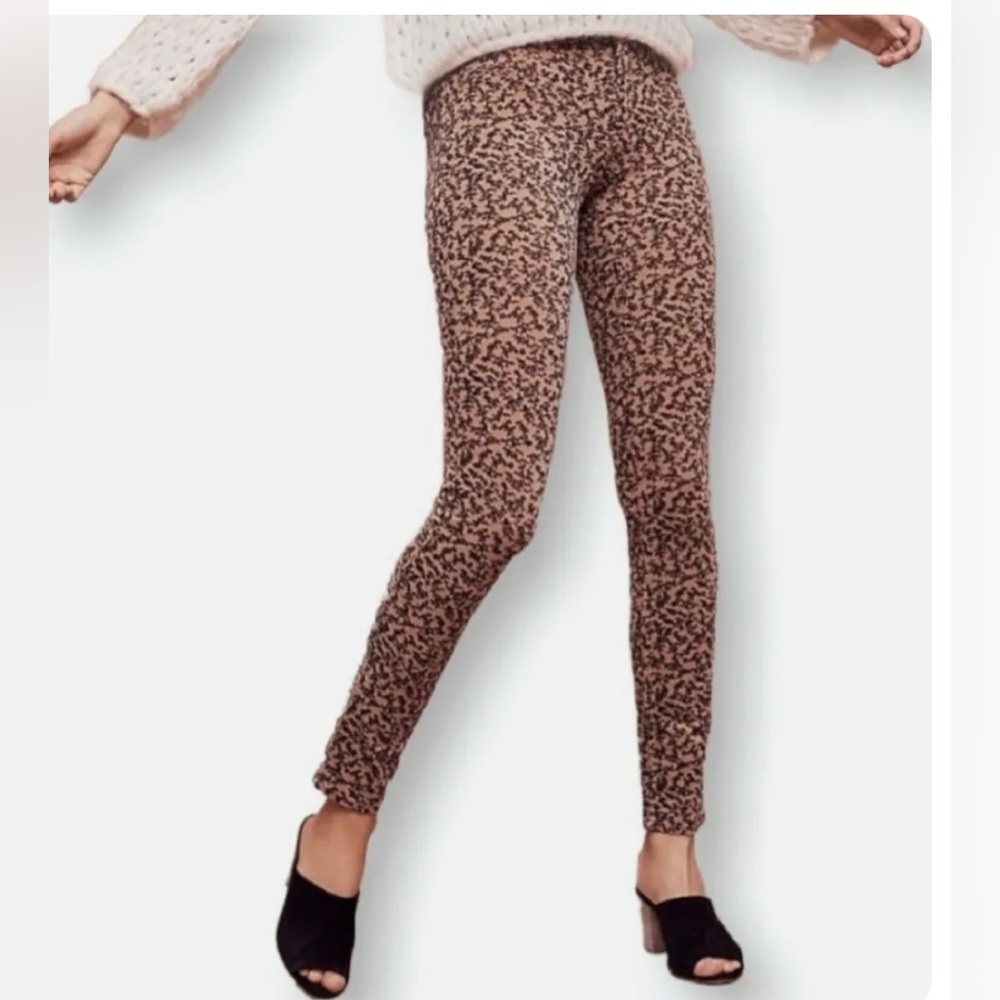 ANTHRO |‎ Pilcro Serif Corduroy Skinnies